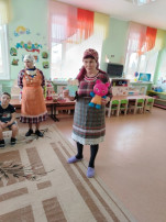 Посиделки с бабушками Посиделки с бабушками.